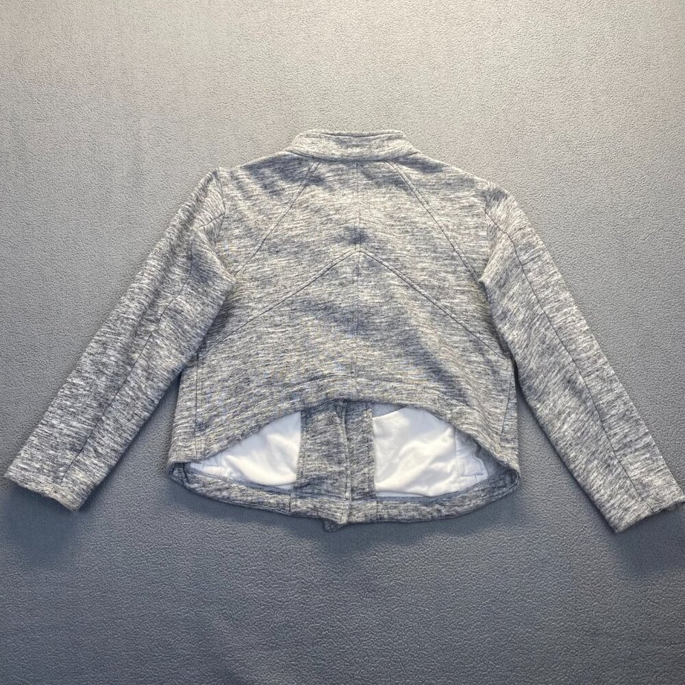 CAbi Womens Gray Hour Glass 3 Button Knit Blazer 596 Size Large,Outdoor,Preppy - Picture 10 of 12
